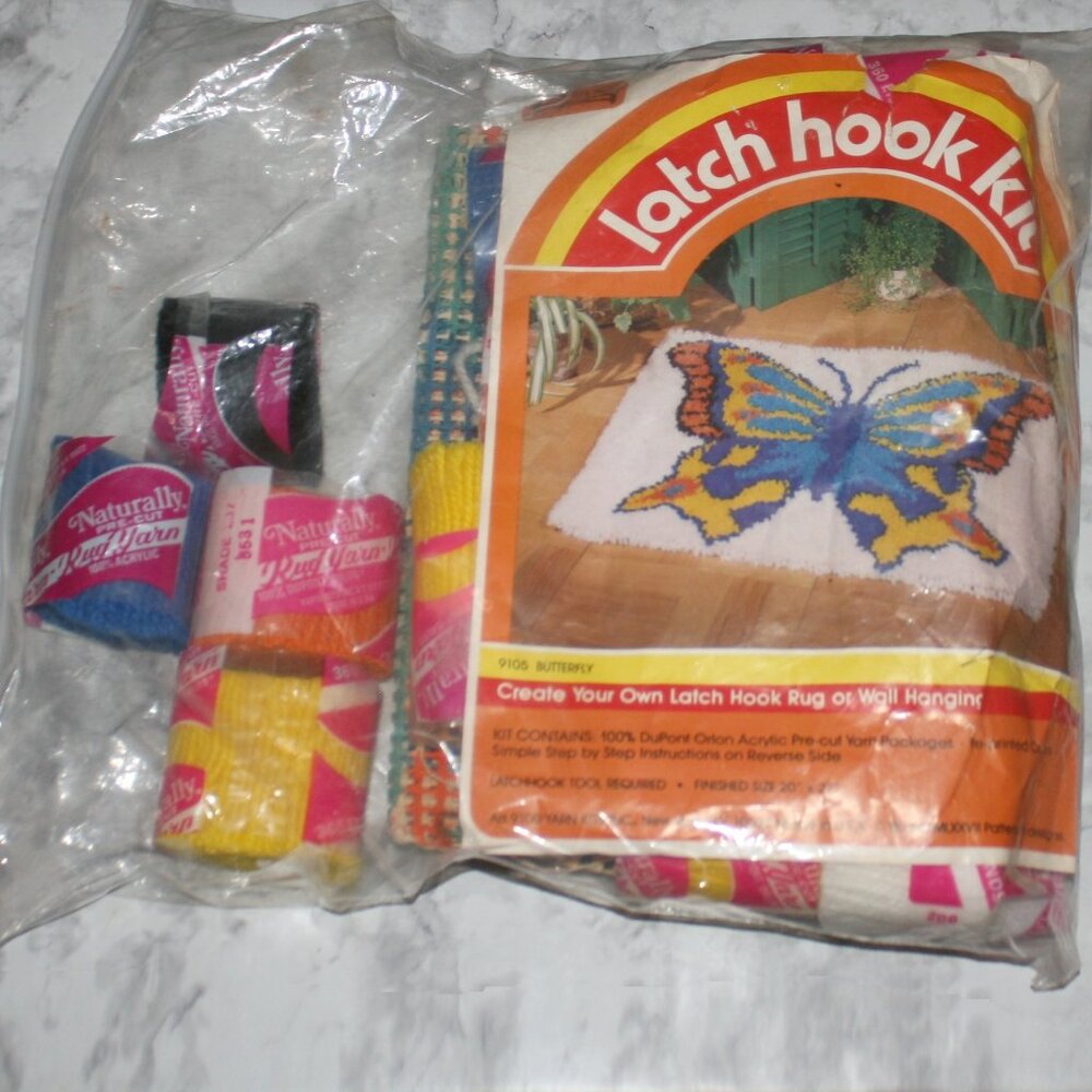 HAND CRAFTED #1427 - Colorful Butterfly Latch Hook Kit Boho - Picture 2 of 8